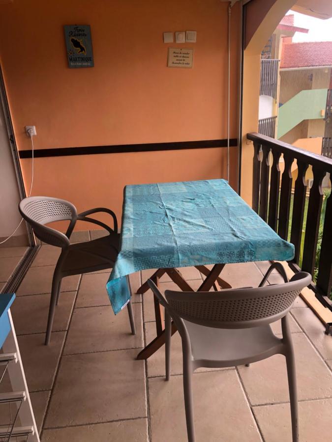 Case Coco A Sainte Anne Avec Wifi Vue Mer Exterior photo